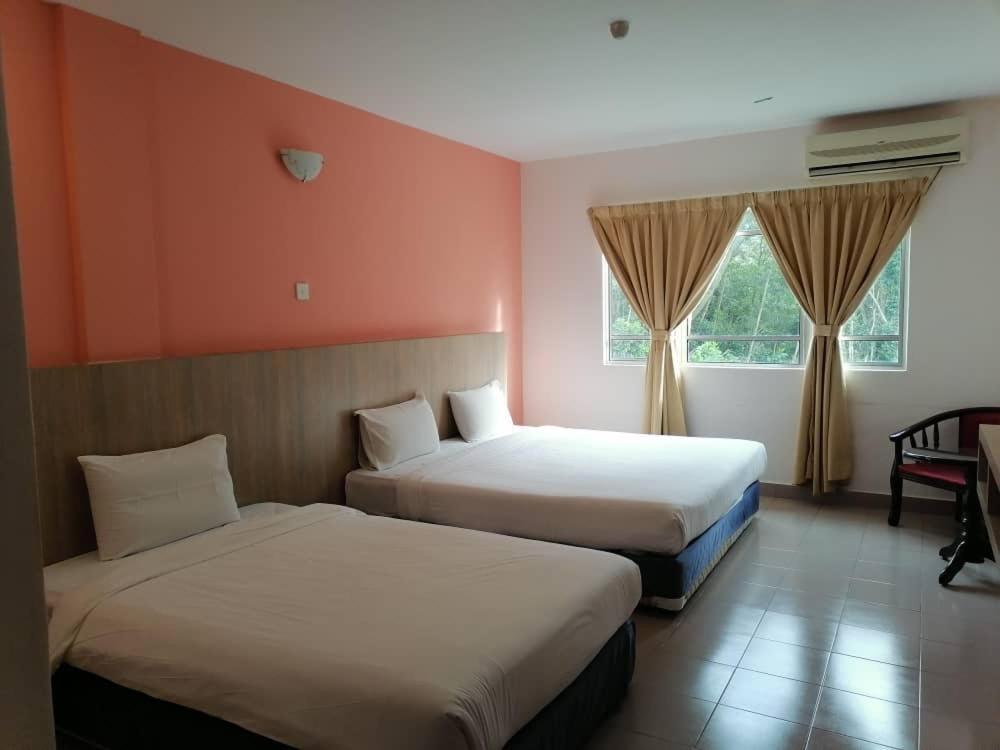 S2 Hotel Seremban Exteriör bild
